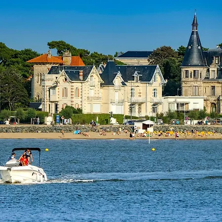 Au Ptit'bout de Ninette, 3 étoiles, centre ville et pourtant très calme, proche plages, Dog Friendly, parking privé Appartement
